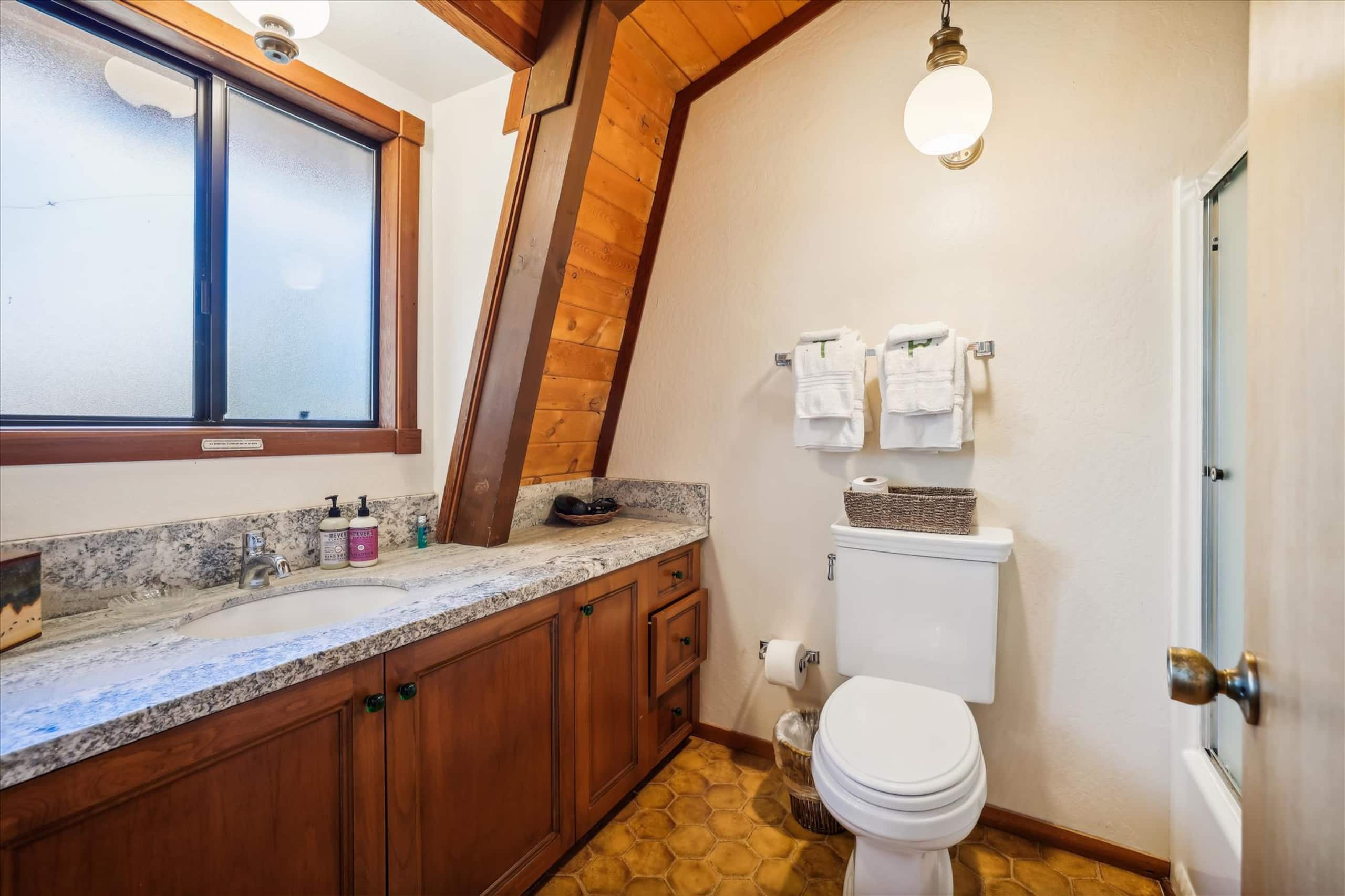 Spacious Dollar Point Home with Lake View & Deck - Photo 24
