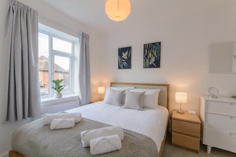 Wrekin - Intimate Serviced Apartment