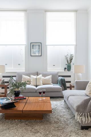 3 Bed- Central London- Private Garden gallery image 4