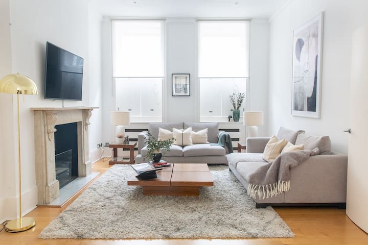 3 Bed- Central London- Private Garden gallery image 2