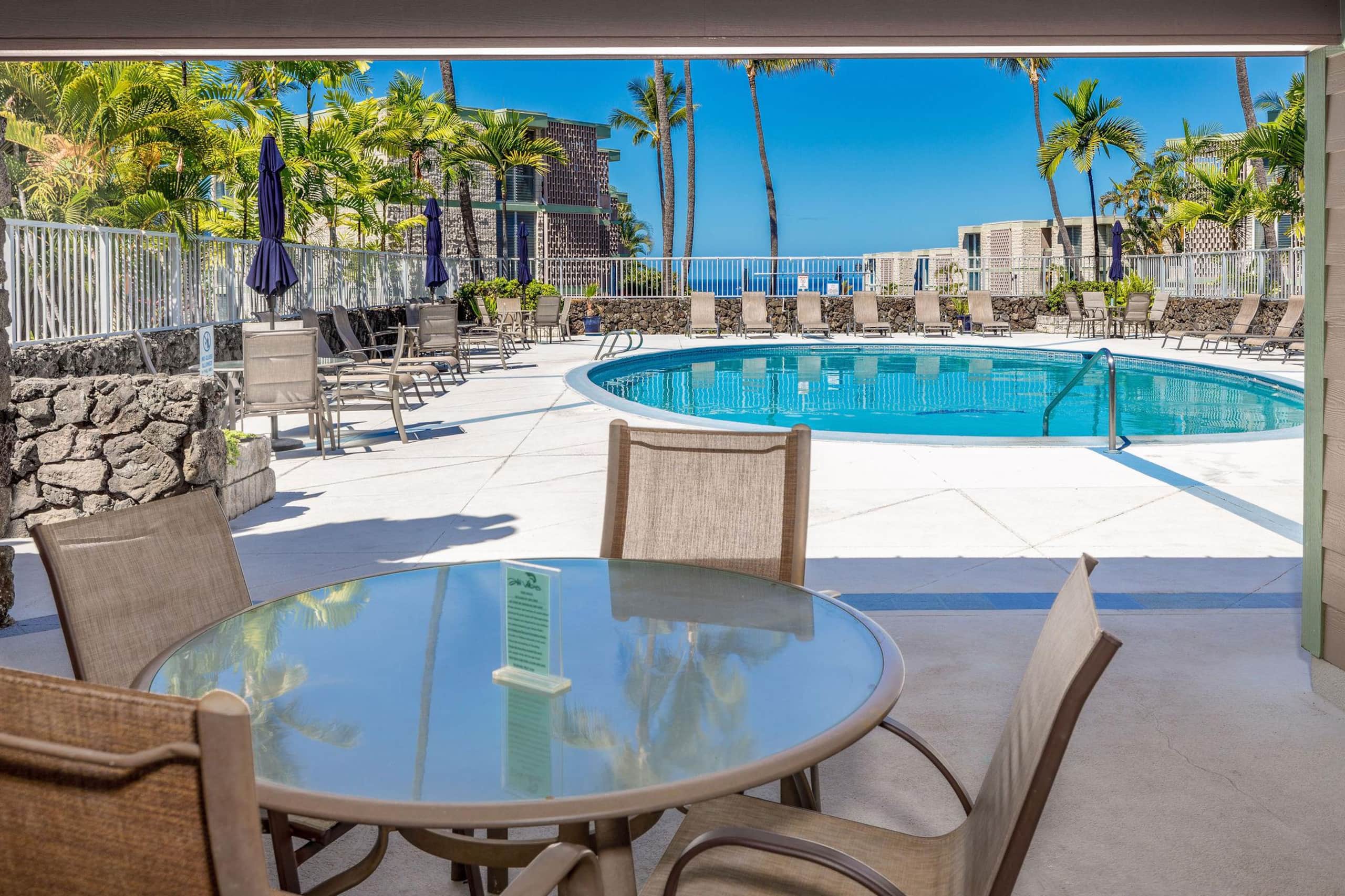 Condo in Kailua-Kona · ★4.78 · 1 bedroom · 2 beds · 1 private bath - Image 29