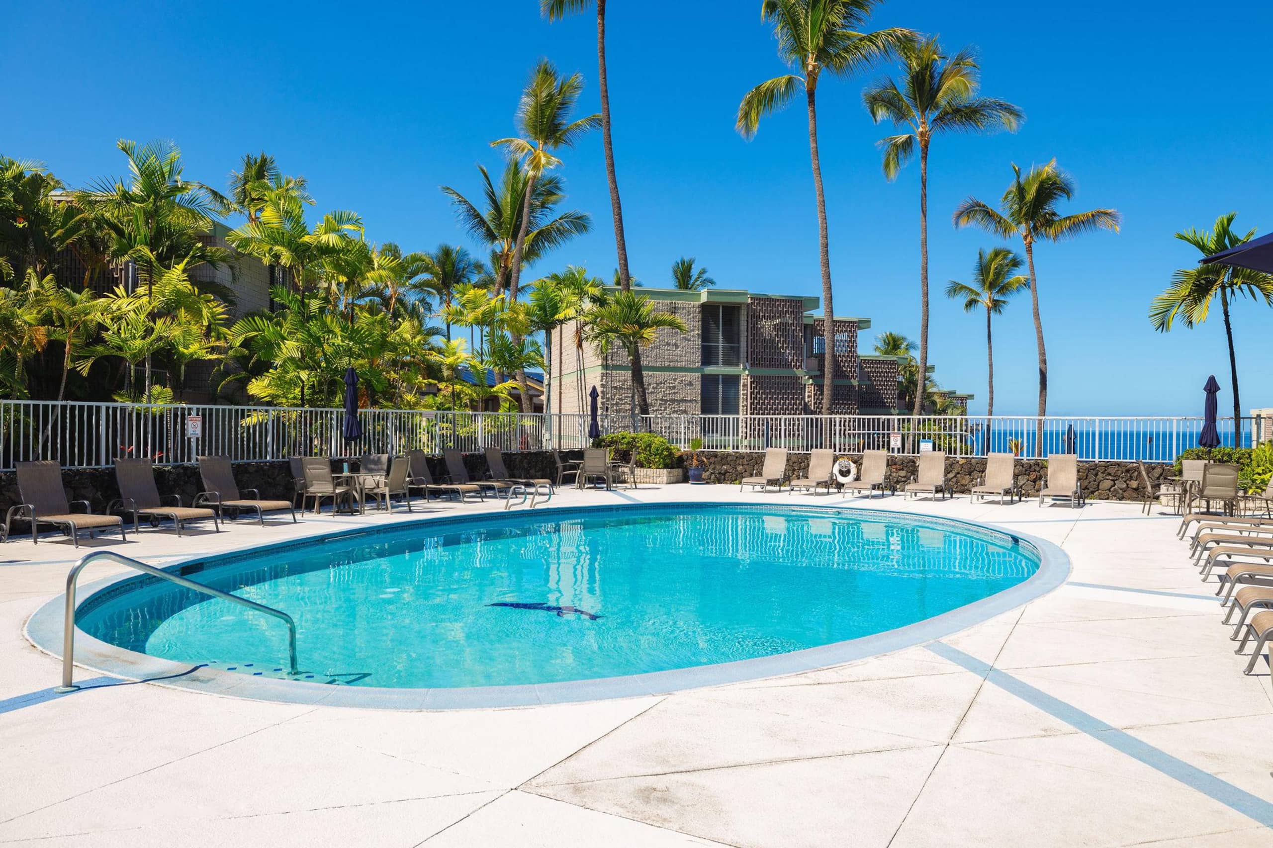 Condo in Kailua-Kona · ★4.78 · 1 bedroom · 2 beds · 1 private bath - Image 33