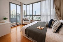 003-H43-A-R244-F23-CO-BDR02-WAN-003-BKK-UPS-TH rental in Watthana