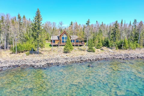 Enchanted Shores on Lake Superior in Hovland, MN
