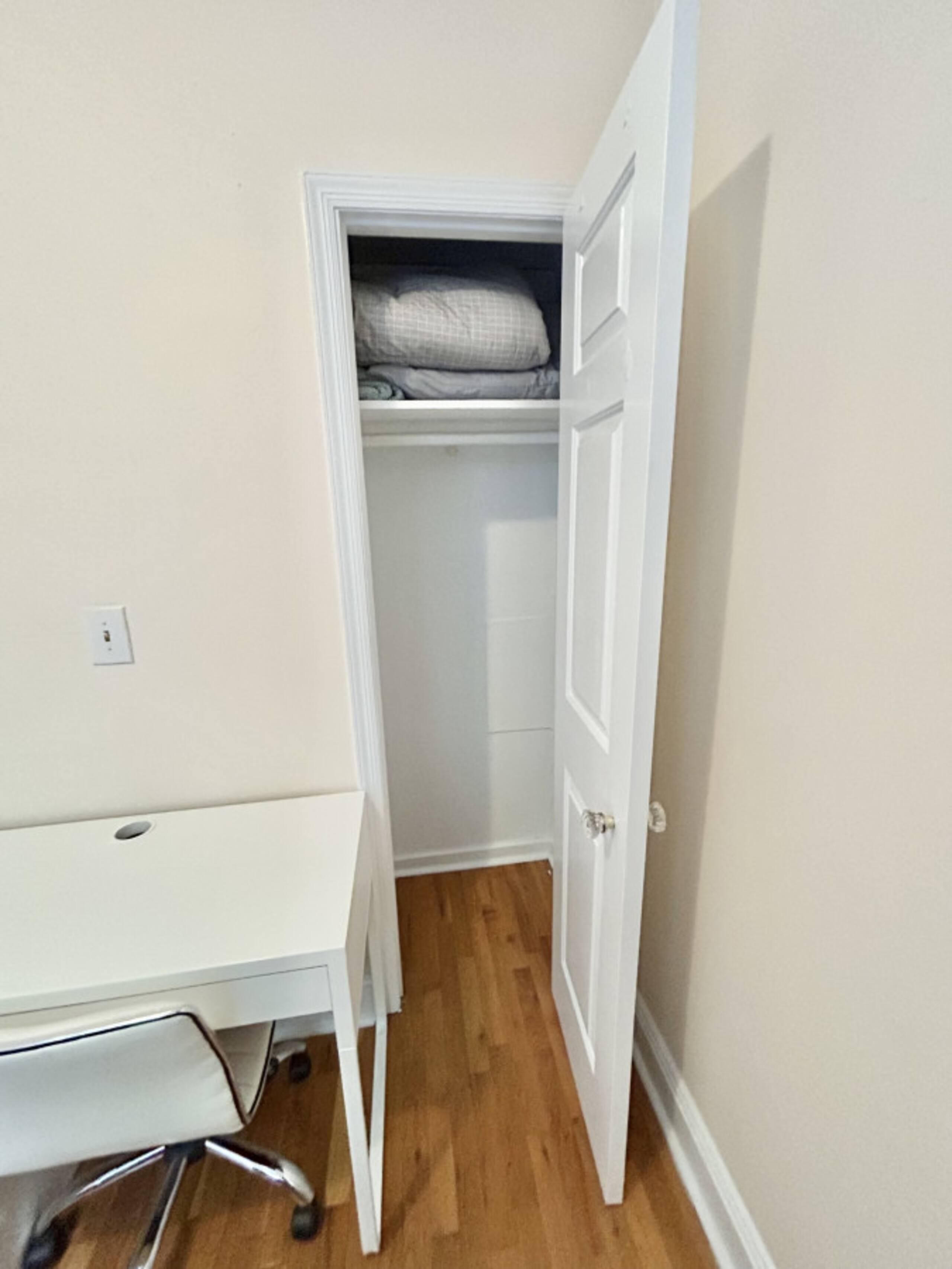 324 • 2BR/2BA • Charming & Bright • 20 Min to NYC - Photo 9