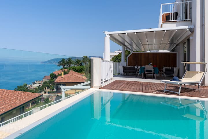 Villa Vulcano - with private pool and sea view