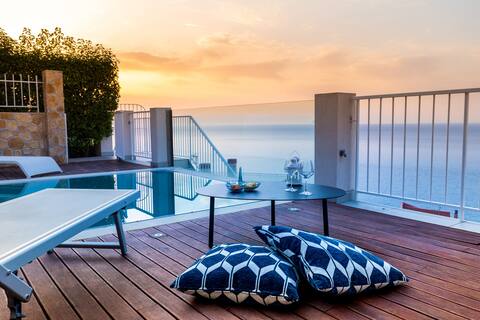 Villa Vulcano - with private pool and sea view