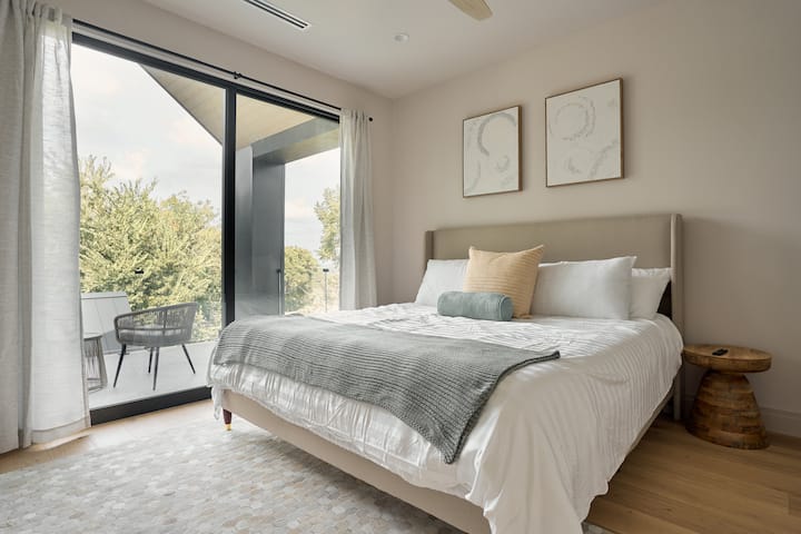 Pristup balkonu u spavaćoj sobi s jednim balkonom