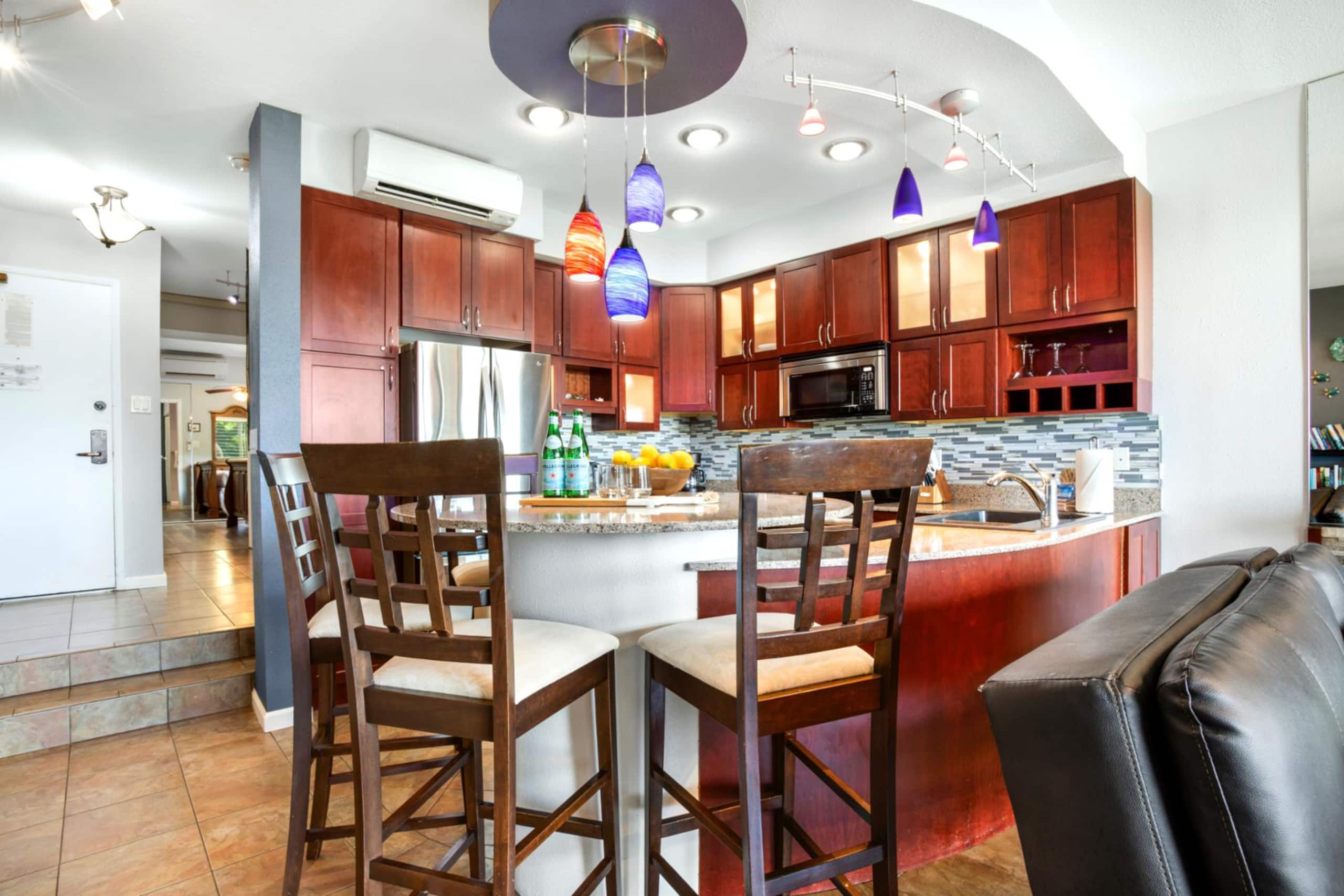 Condo in Lahaina · ★4.87 · 1 bedroom · 2 beds · 1 bath - Image 16