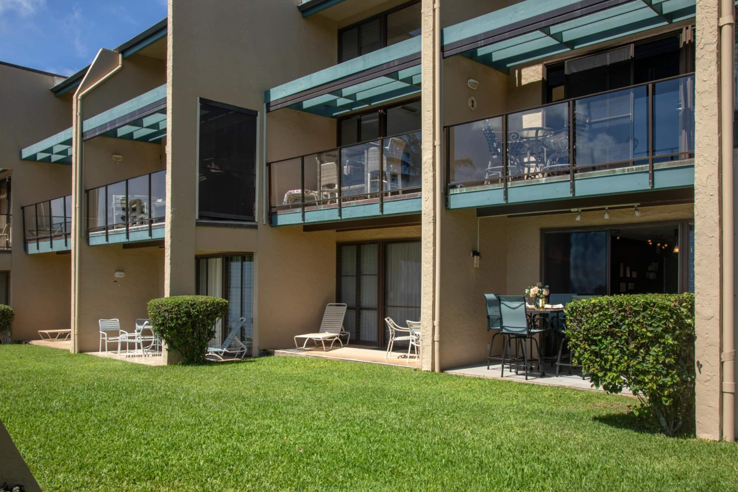Condo in Lahaina · ★4.87 · 1 bedroom · 2 beds · 1 bath - Image 30