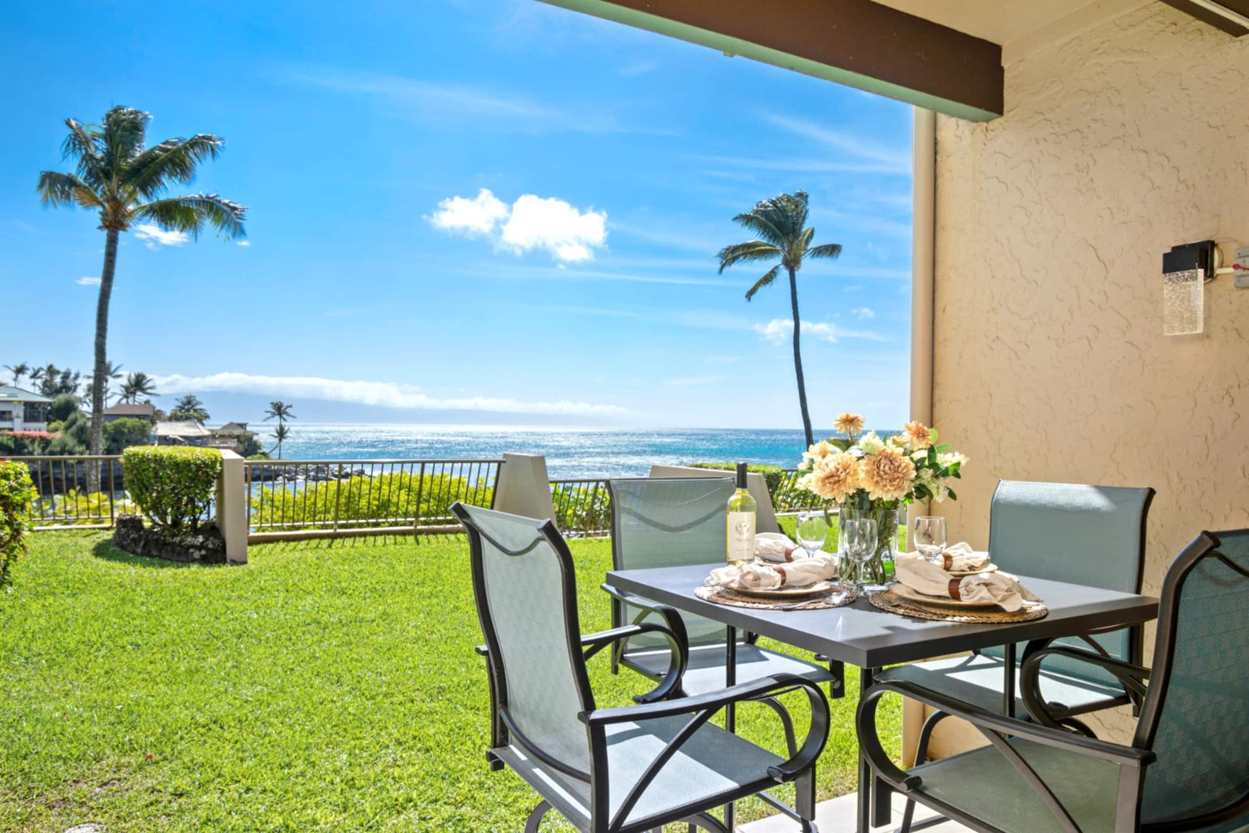 Condo in Lahaina · ★4.87 · 1 bedroom · 2 beds · 1 bath - Image 9