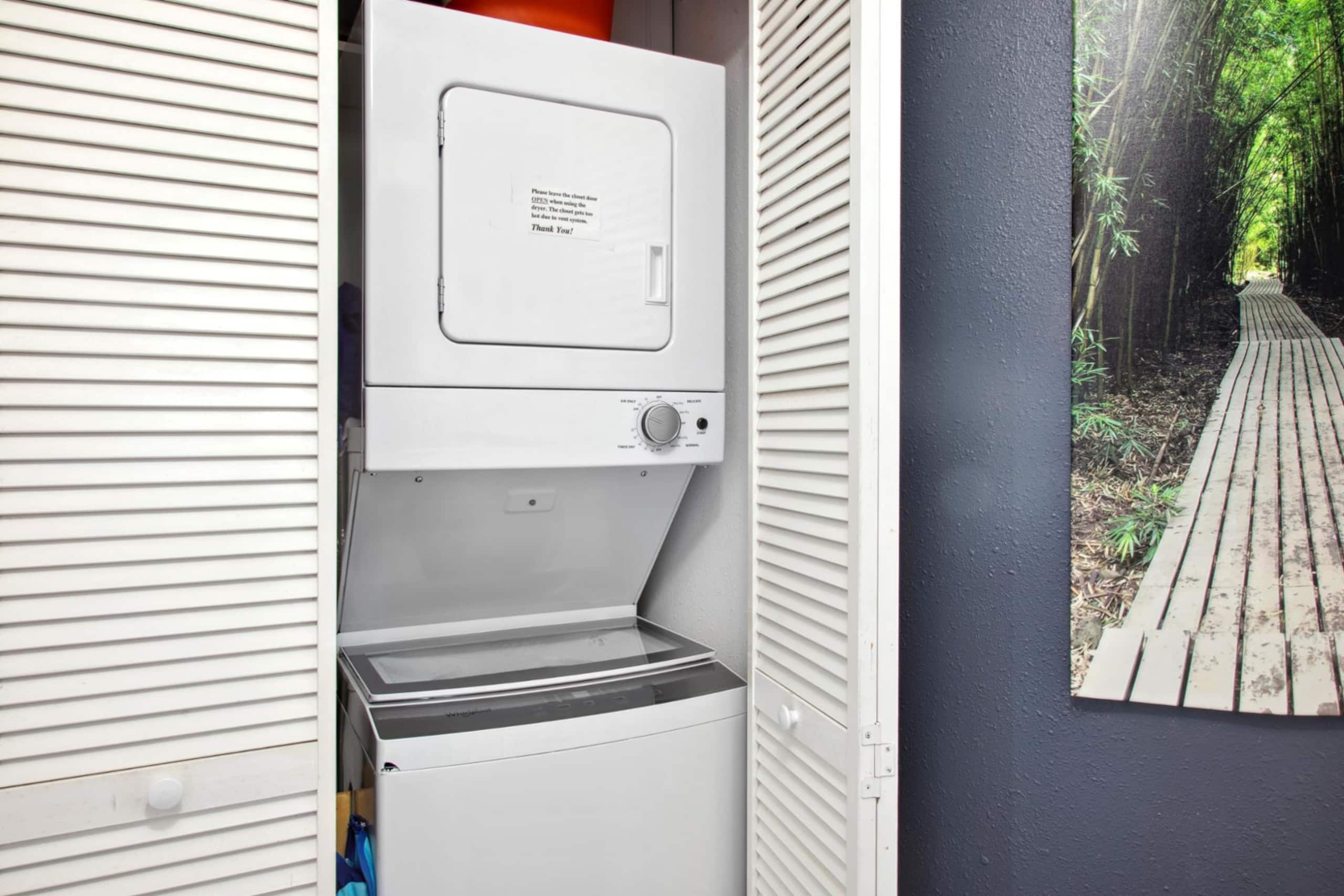 Condo in Lahaina · ★4.87 · 1 bedroom · 2 beds · 1 bath - Image 29