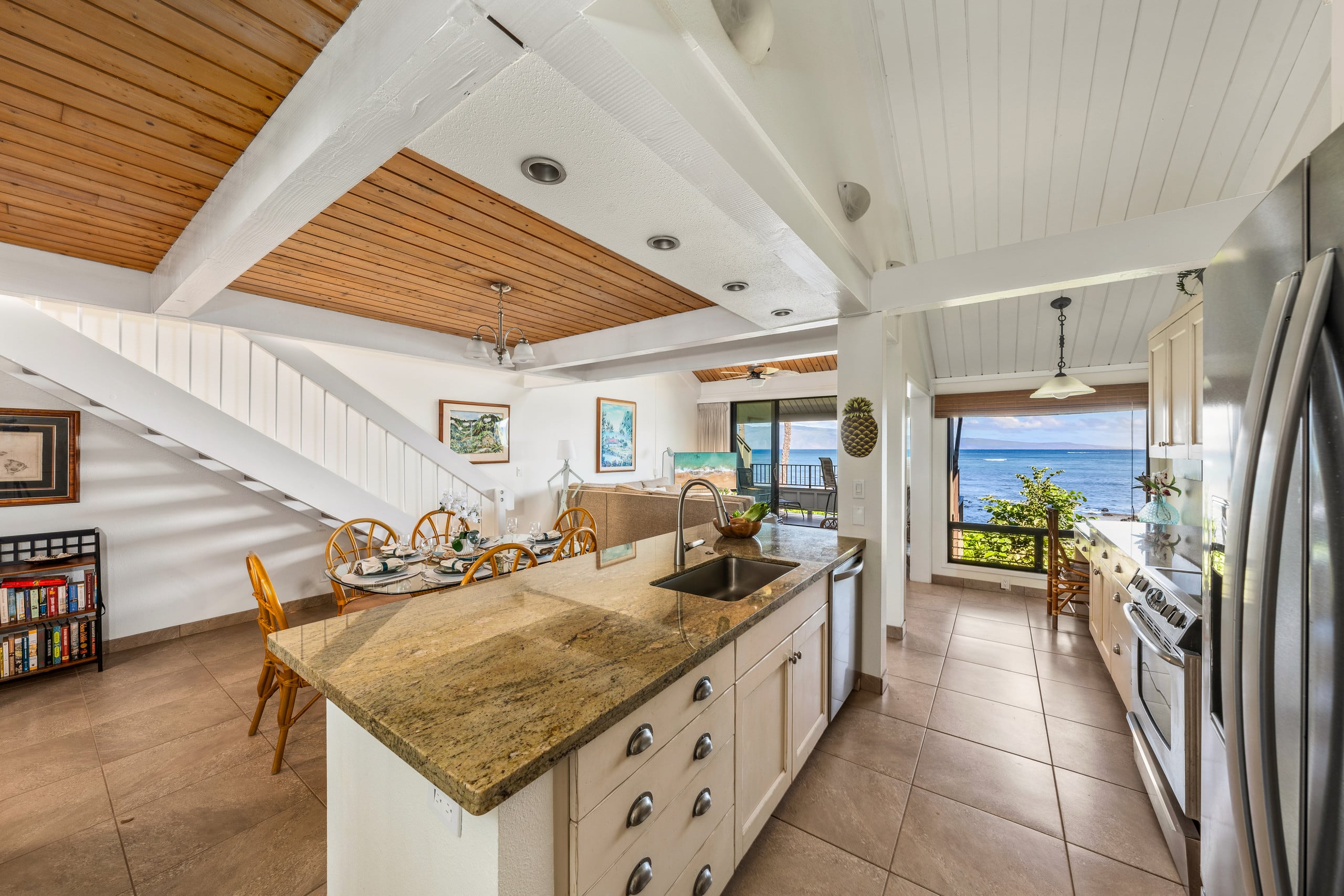 Condo in Lahaina · ★5.0 · 2 bedrooms · 3 beds · 2 baths - Image 9