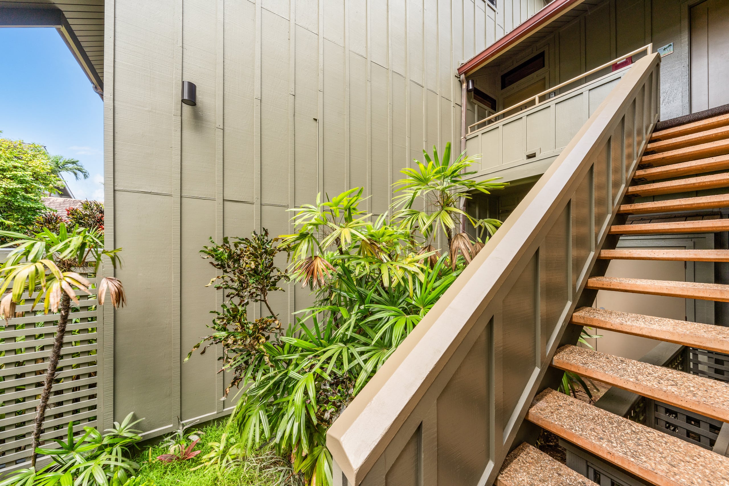 Condo in Lahaina · ★5.0 · 2 bedrooms · 3 beds · 2 baths - Image 35