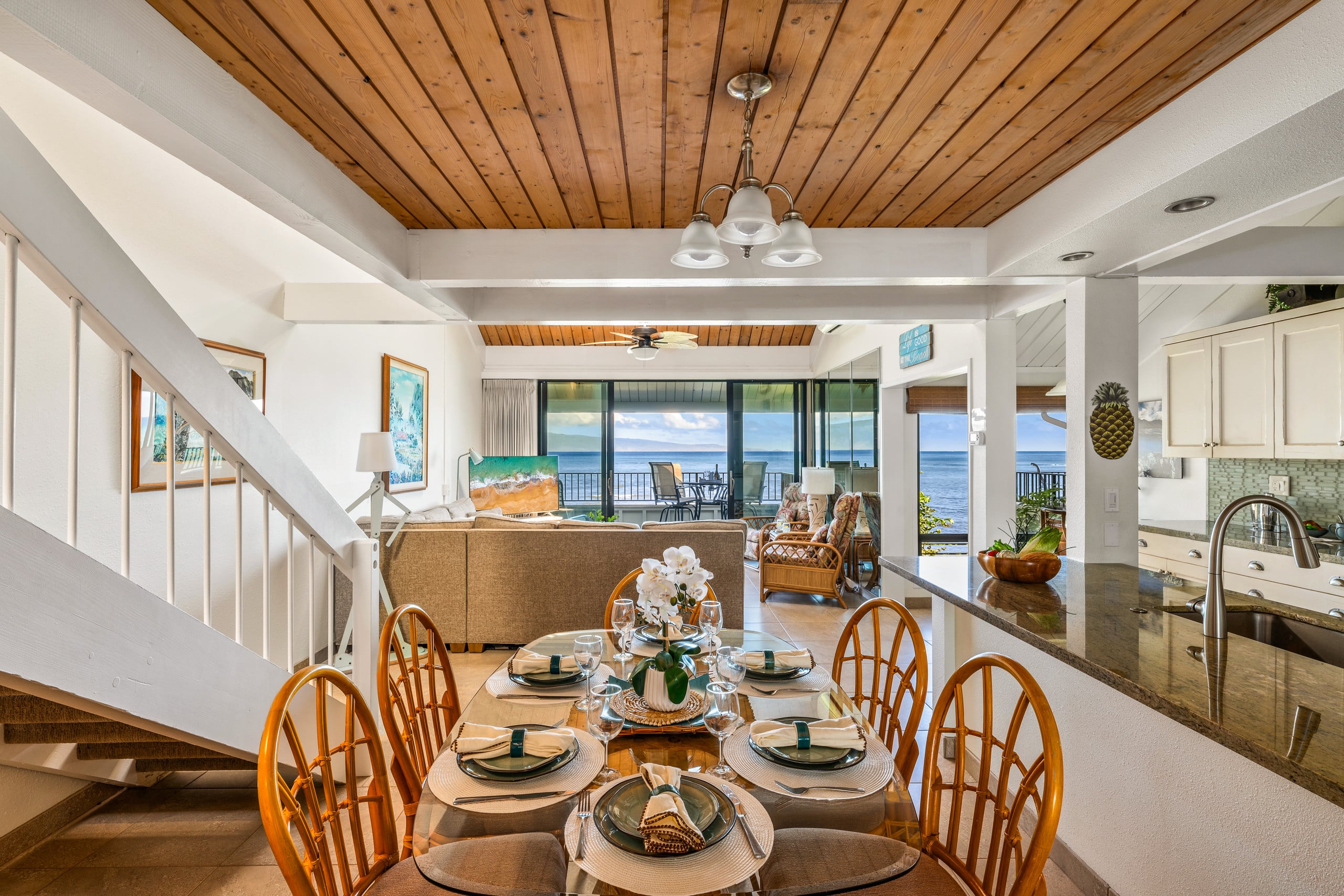 Condo in Lahaina · ★5.0 · 2 bedrooms · 3 beds · 2 baths - Image 13