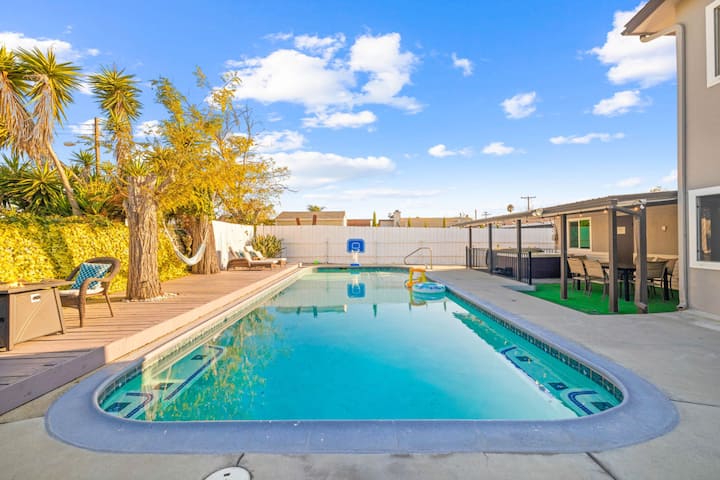 Full House•private Pool+spa•gameroom•10 Min To All - San Diego, CA