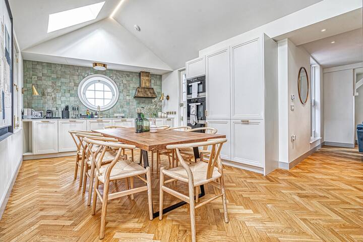 Exclusive penthouse near Westminster Abbey gallery image 2