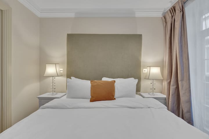 Luxury Four-Bedroom House in Mayfair