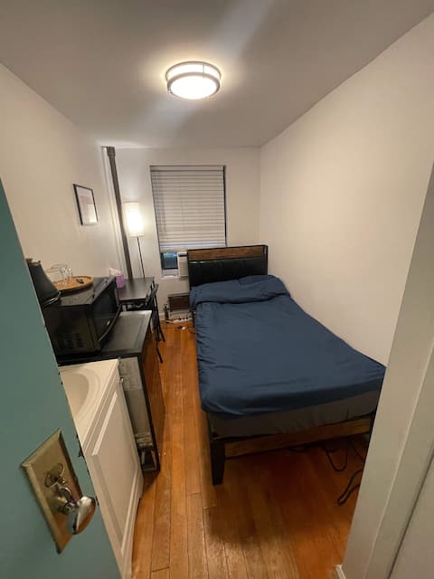 Top Airbnb: NYC Chelsea Studio 3 (Shared Bathroom) in Chelsea Hudson Yards