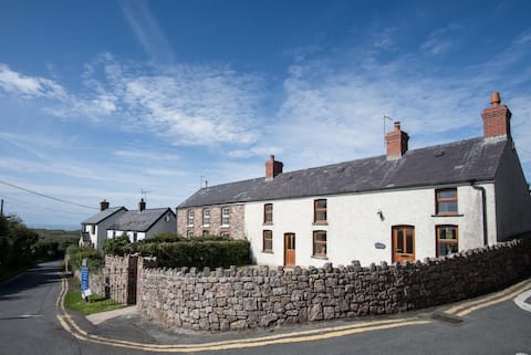 The Cross - 4 Bedroom Cottage - Llangennith