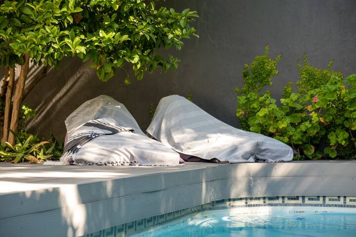 Uptown Retreat gallery image 2