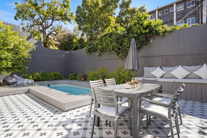 Uptown Retreat gallery image 3