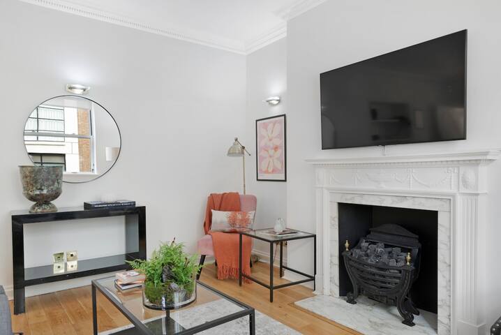 Mayfair Mews Apartment- 2 Bed (1) gallery image 3