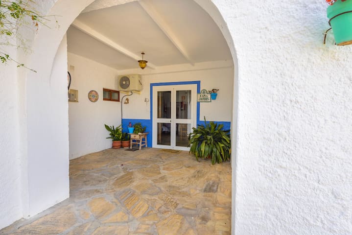 E-Domizil Alexandra managed Airbnb listing 3