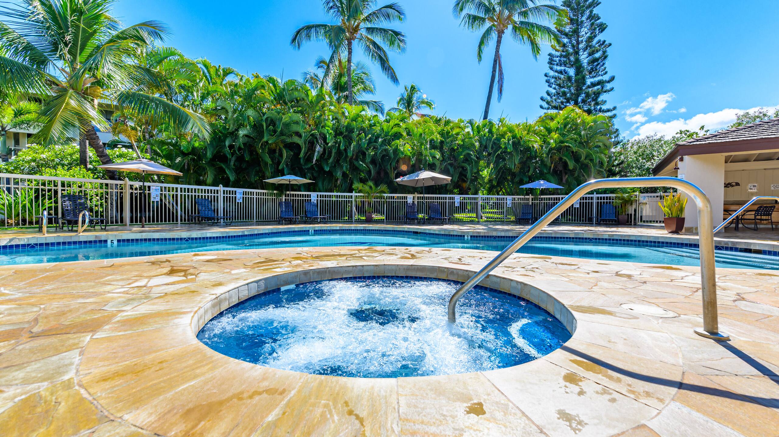Condo in Kihei · ★4.67 · 1 bedroom · 2 beds · 1 shared bath - Image 3