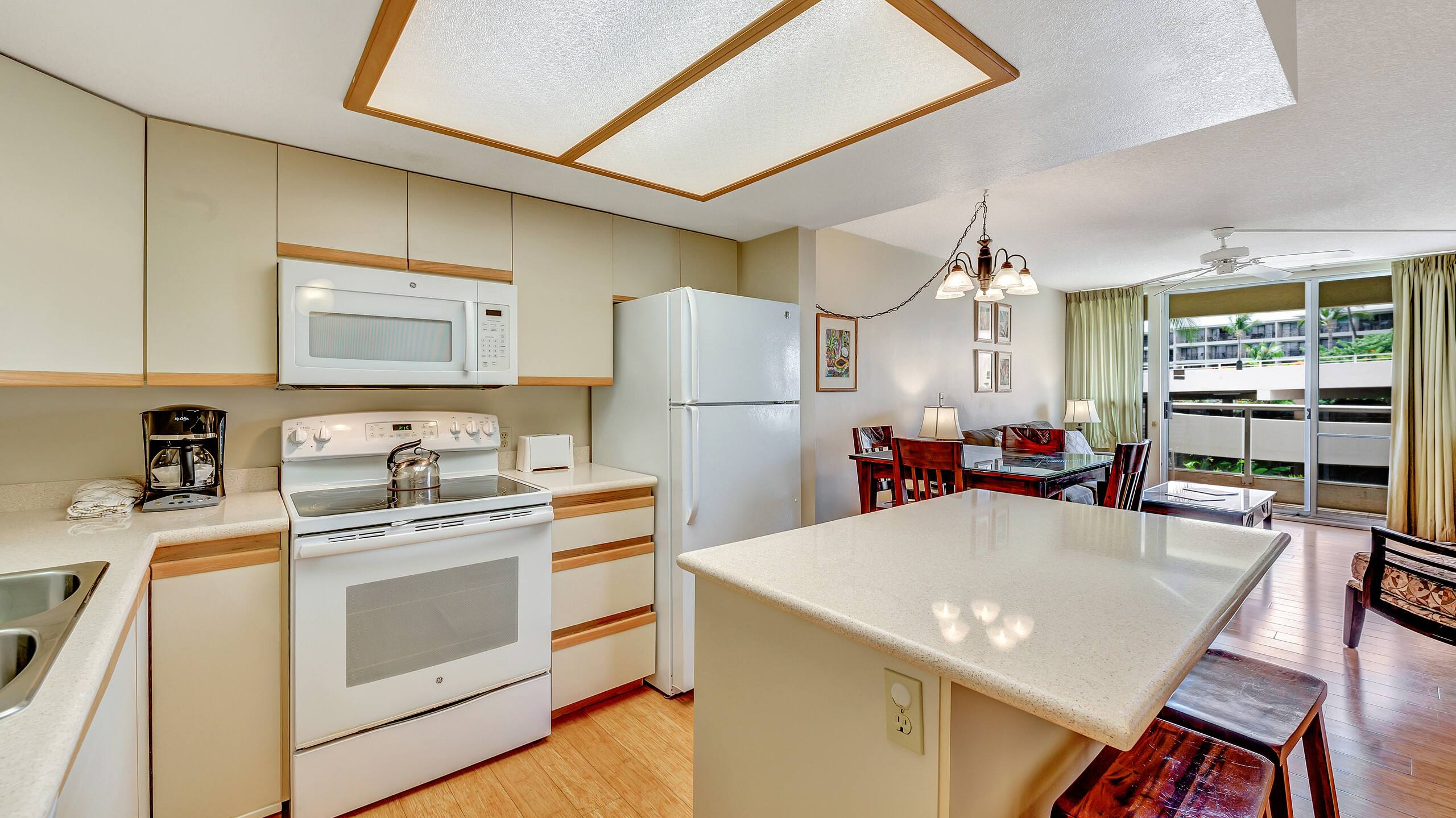 Condo in Kihei · ★5.0 · 1 bedroom · 2 beds · 2 private baths - Image 8