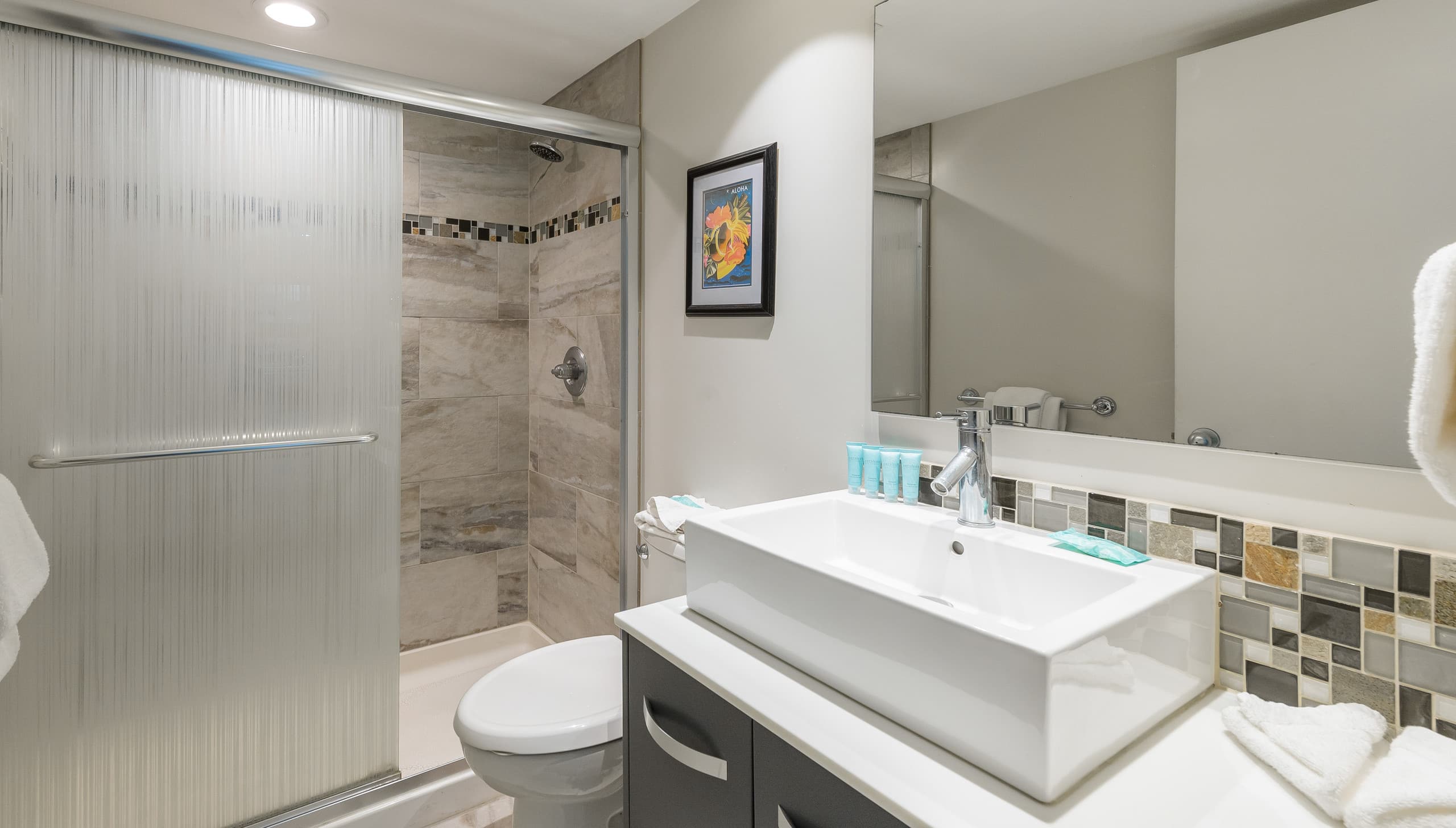 Condo in Kihei · ★4.33 · 1 bedroom · 2 beds · 2 baths - Image 14