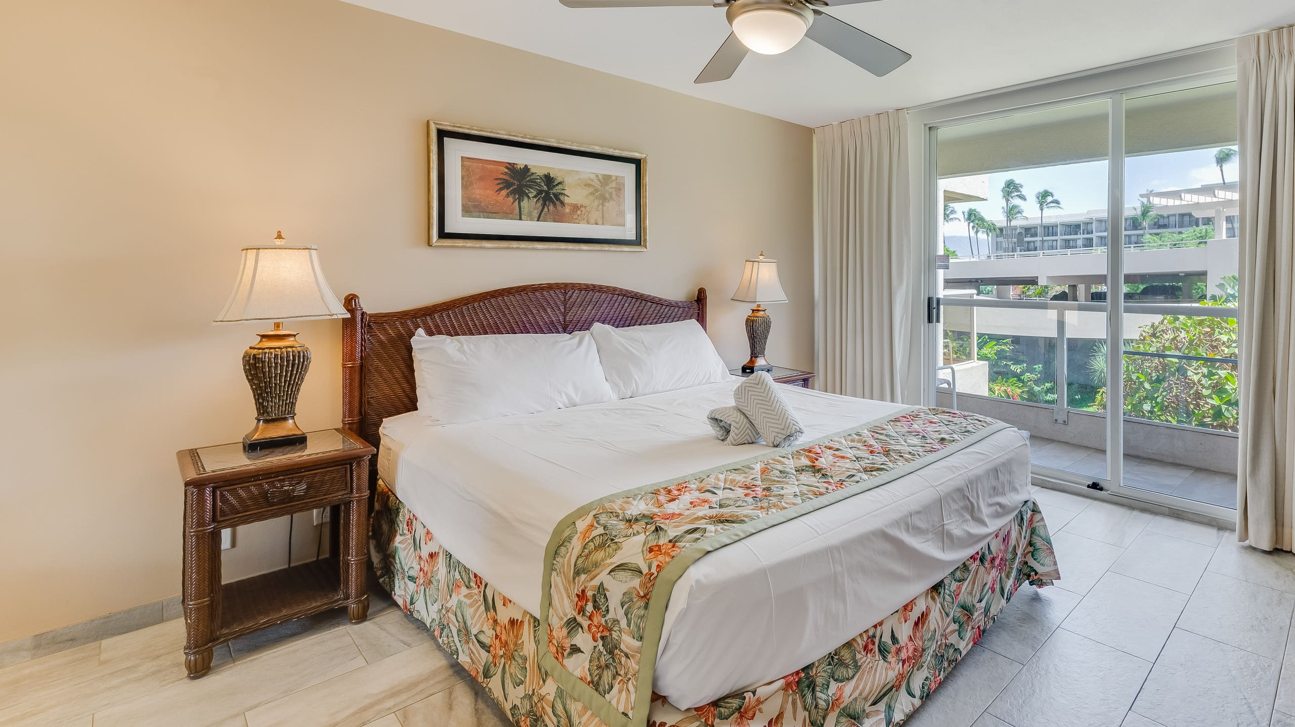 Condo in Kihei · ★4.33 · 1 bedroom · 2 beds · 2 baths - Image 2