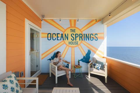 Oceanfront, Hot tub, Firepit, Kayaks, Dog-Friendly