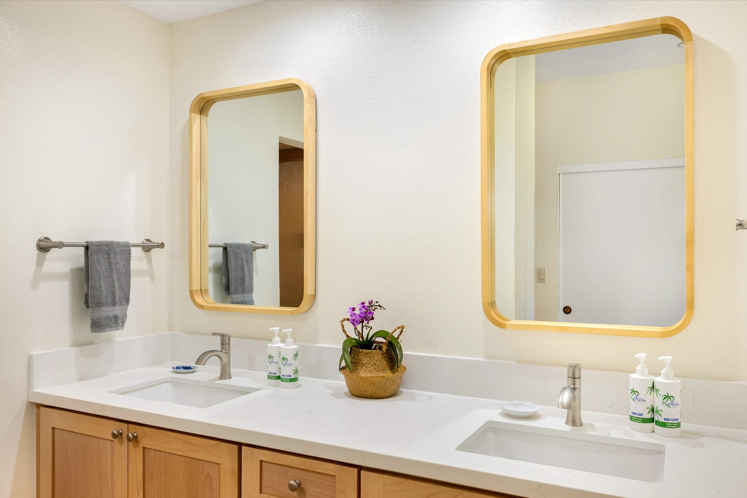 Condo in Koloa · ★4.91 · 2 bedrooms · 2 beds · 2 baths - Photo 13