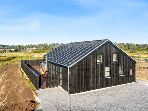 "Nelie" - 1.2km from the sea by Interhome