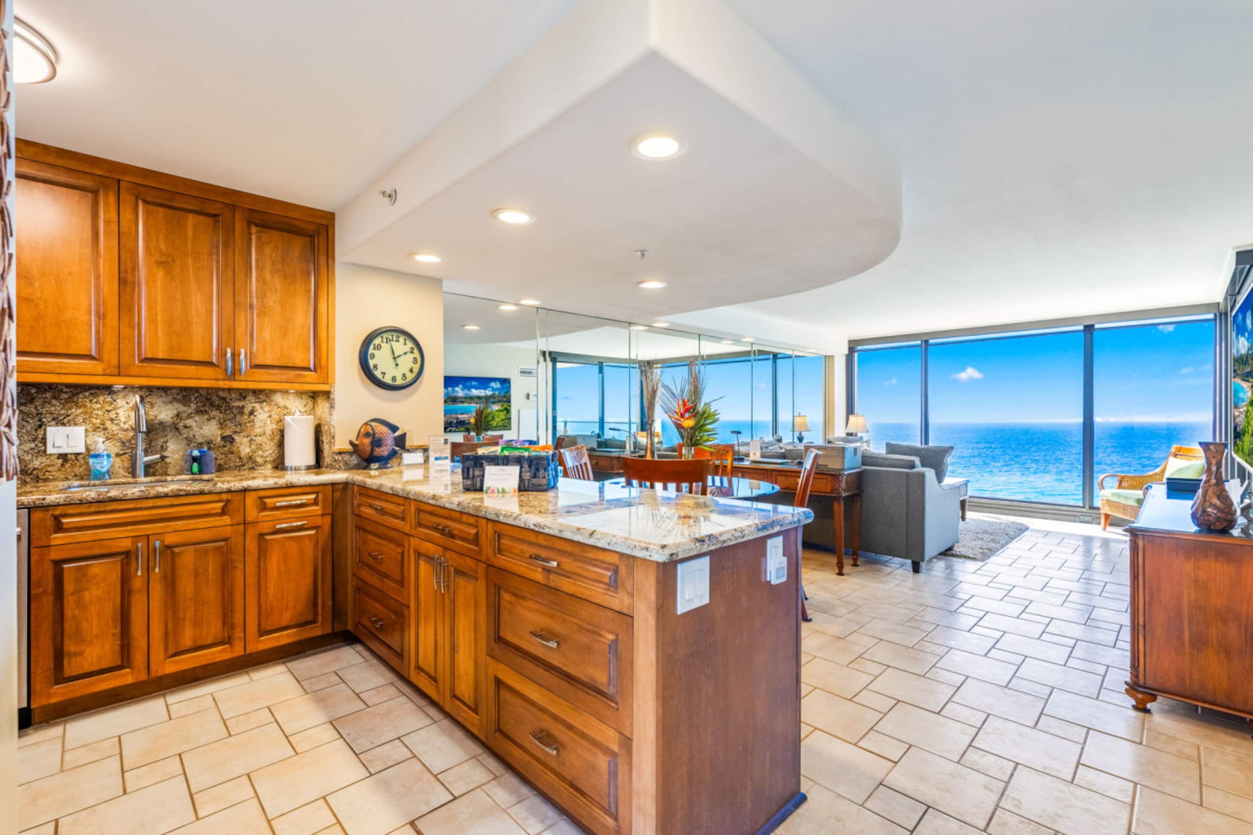 Condo in Lahaina · ★5.0 · 1 bedroom · 2 beds · 1 bath - Image 5