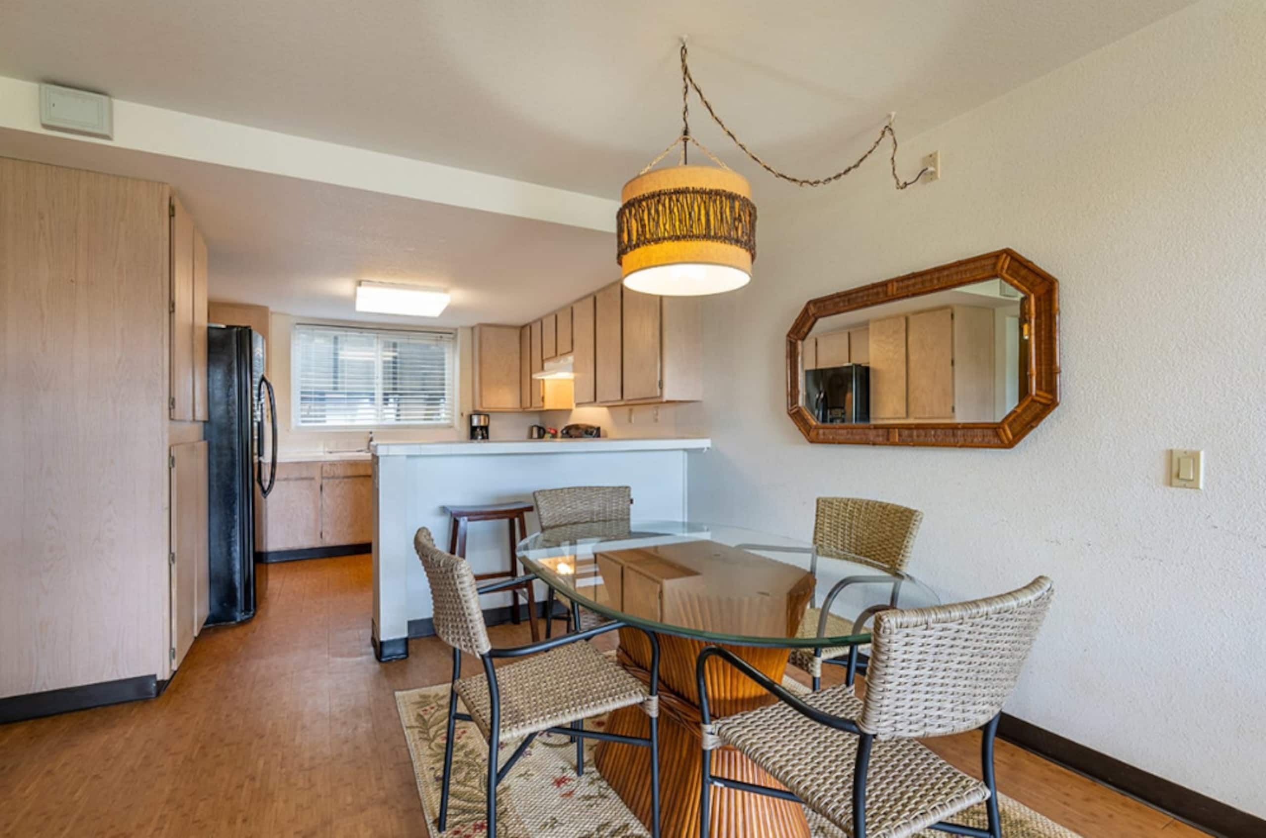 2BR retreat w/ workspace & TV - Image 7