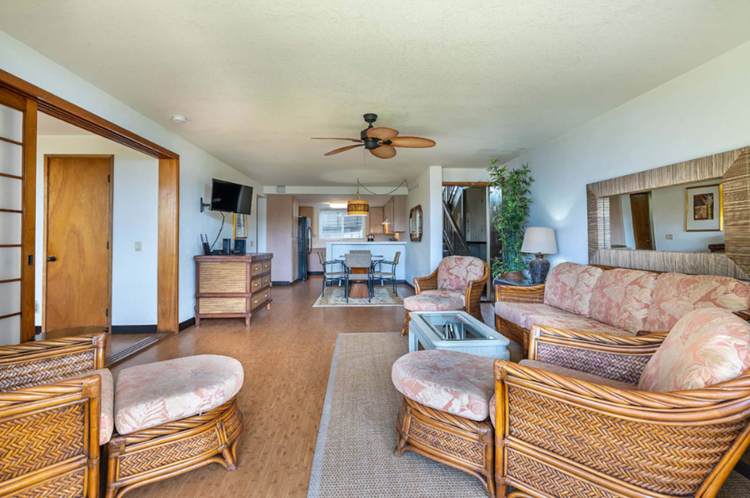 2BR retreat w/ workspace & TV - Image 6