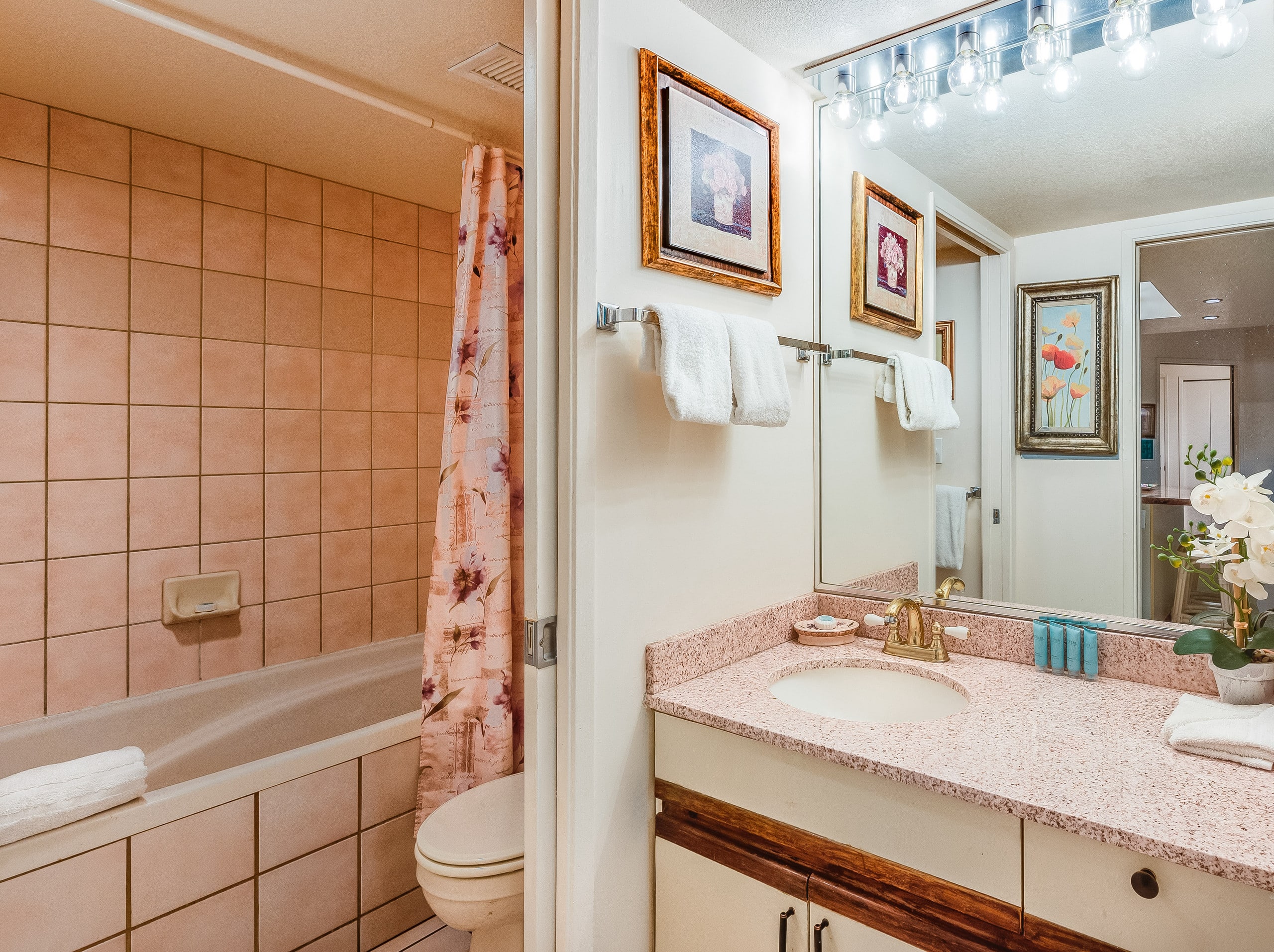 Condo in Kihei · ★4.5 · 1 bedroom · 2 beds · 1 shared bath - Image 6