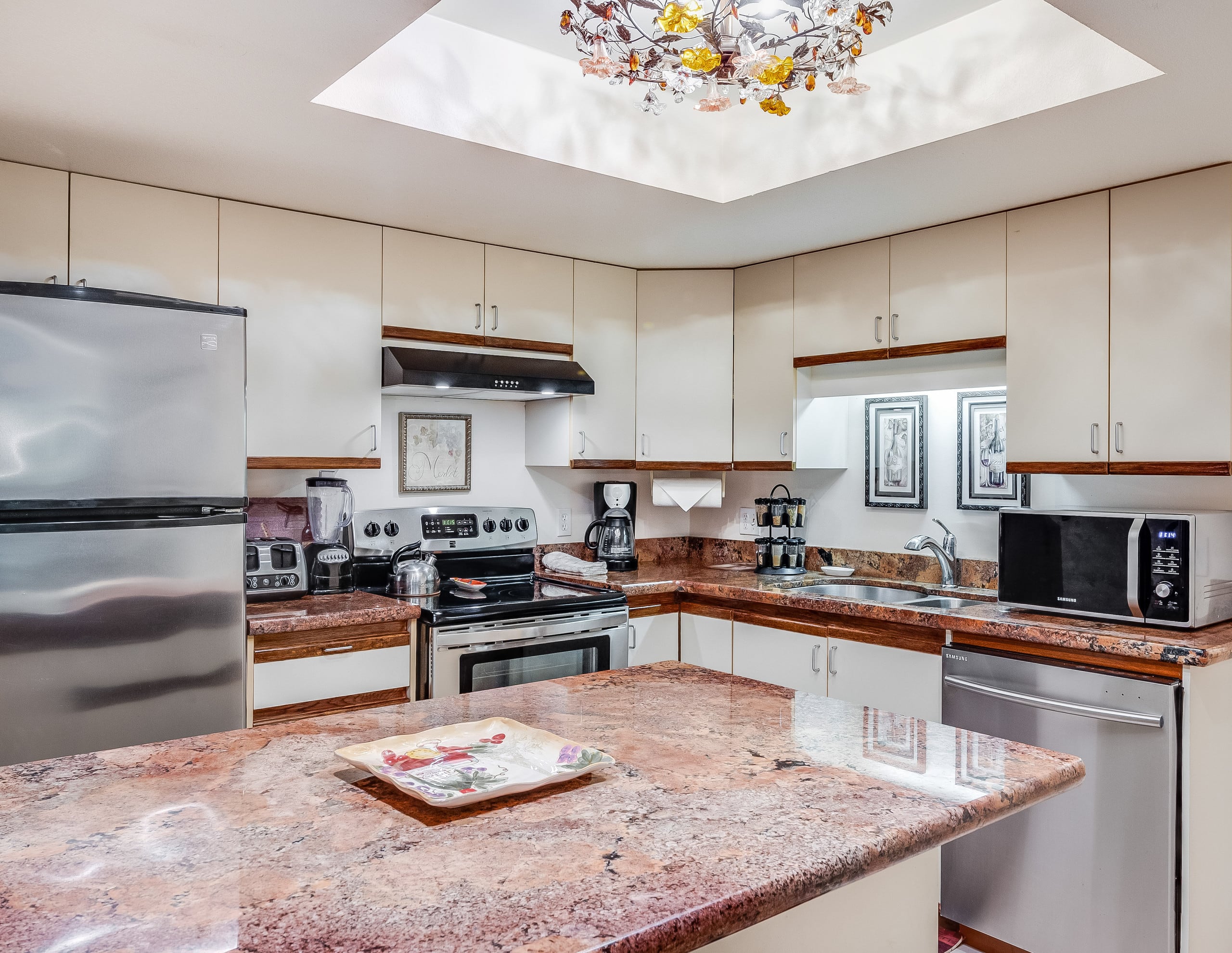 Condo in Kihei · ★4.5 · 1 bedroom · 2 beds · 1 shared bath - Image 15
