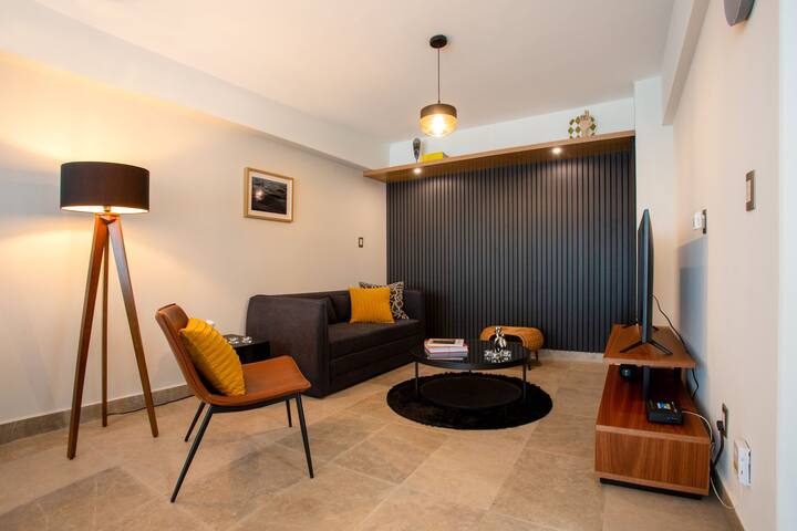 Mexico City Chic Apartment with Rooftop Terrace gallery image 5