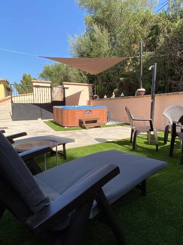 The Paradise gallery image 2