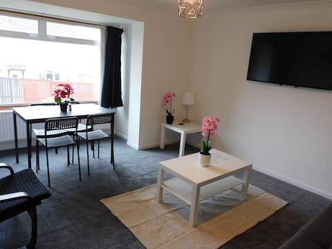 Newly refurbished 3 bedroom home in East Kilbride