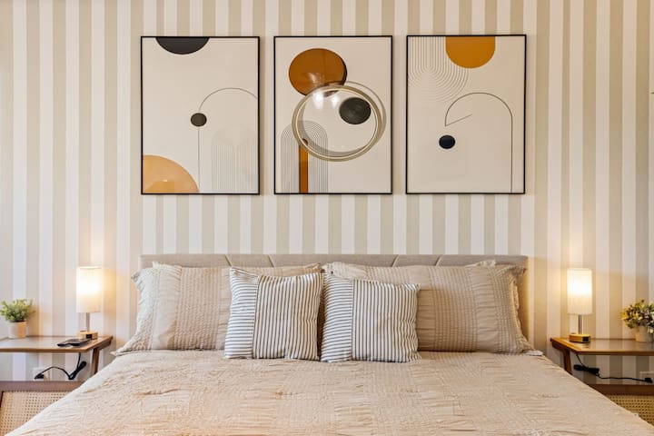 King საძინებელი