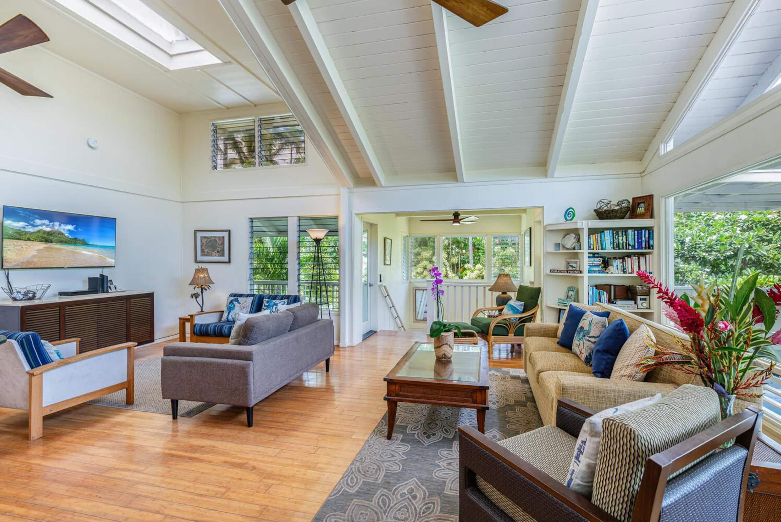 Home in Hanalei · ★4.95 · 4 bedrooms · 6 beds · 3 baths - Image 13