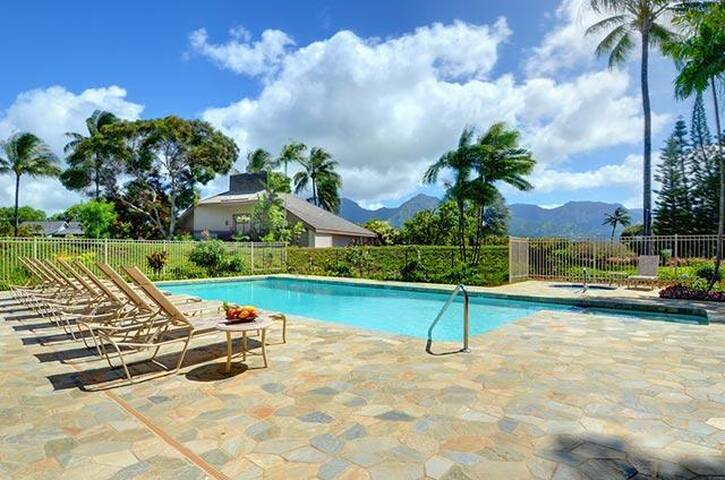 Updated Oceanfront Condo with Expansive Views! gallery image 4