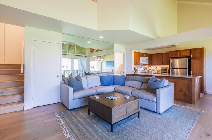 Updated Oceanfront Condo with Expansive Views! gallery image 2