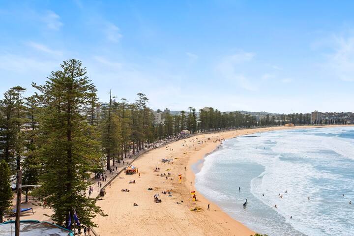 Borambil – Right on Manly Beach gallery image 2