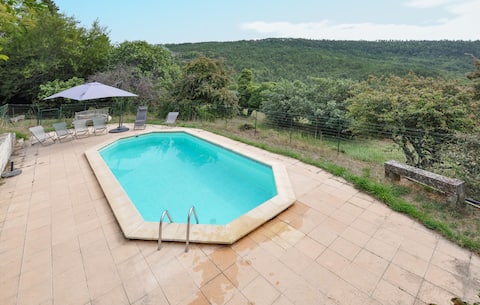 Stunning home in Vacheres