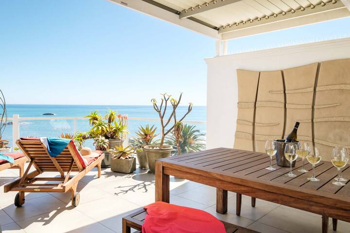 Private Pool Tranquility at Ocean Penthouse Retrea gallery image 5